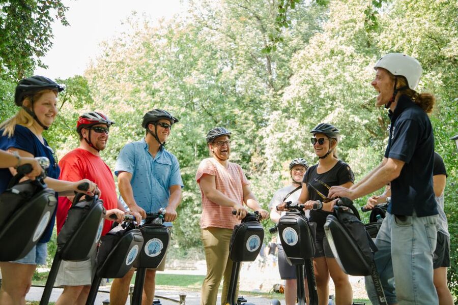 Munich Essentials Bike Tour - Starting at Karlsplatz and Stachus