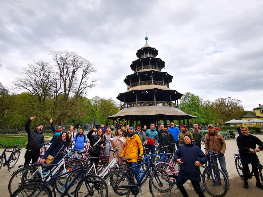Munich: Mini Classic Bike Tour with Beer Garden Stop at 4 PM - Entering the English Garden