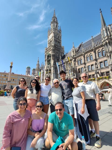 Munich: Mini Classic Bike Tour with Beer Garden Stop at 4 PM - The Eisbach surfers and Chinese Tower stop