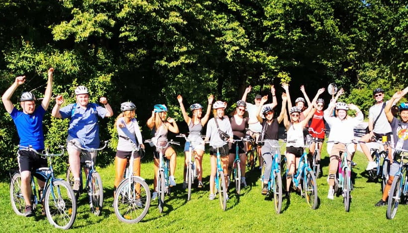Munich: Neuschwanstein Castle by Bus with Alpine Bike Ride - Reaching Neuschwanstein without underestimating the hill