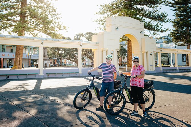 Napier E-bike Hire - The coastal route and Napier’s Art Deco center