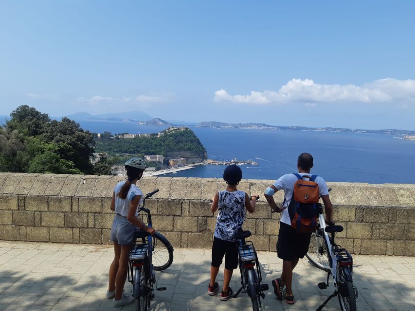 Naples: City Highlights Guided Bike Tour - Castel dell’Ovo and Borgo Marinari