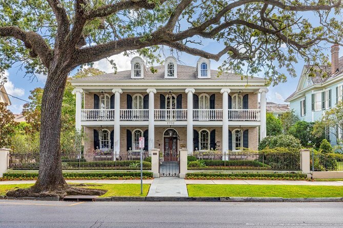 New Orleans French Quarter and Garden District Bike Tour - Why a bike is a smart way to meet New Orleans