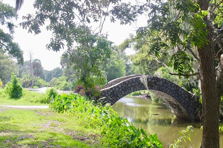 New Orleans: Scenic City Bike Tour - Esplanade Avenue and its Creole mansions