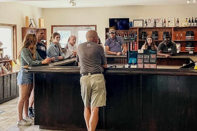 Niagara-on-the-Lake Cycle and Wine-Tasting Tour with Optional Lunch - The 4-hour half-day option