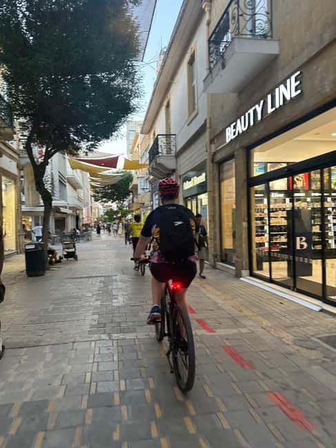 Nicosia: Walled City Bike Tour - Returning through the walled city