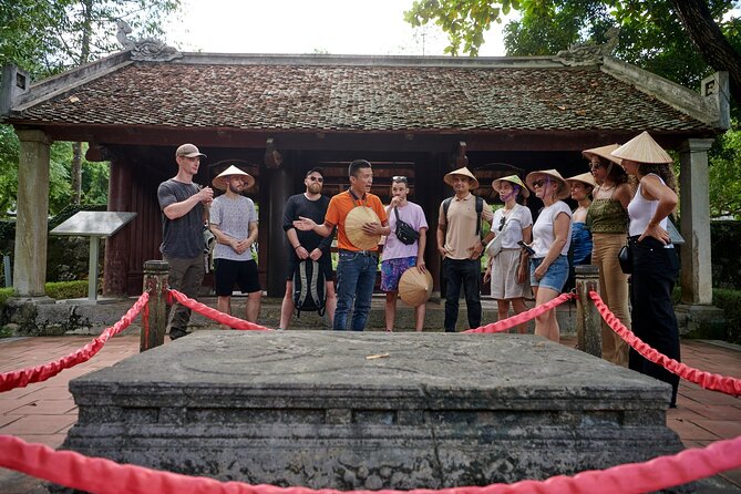 Ninh Binh Day Trip: Hoa Lu-Trang An/Tam Coc-Mua Cave-Cycling-Boat - How the guide affects the day