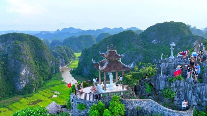 Ninh Binh E-bike Tour: Tam Coc Rural Life, Bich Dong & Dundj - Thai Vi Temple and the Tran Dynasty connection