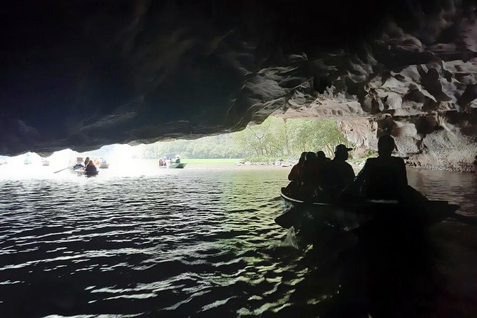 Ninh Binh Full-Day Tour from Hanoi to Hoa Lu, Tam Coc & Mua Cave Via Boat & Bike - What the $33 price really buys you