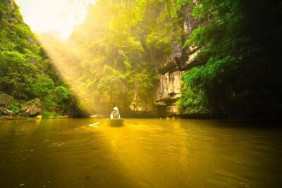 Ninh Binh Tour: Deluxe & Small Group Tam Coc Hoa Lu – Boat, Biking, Buffet Lunch