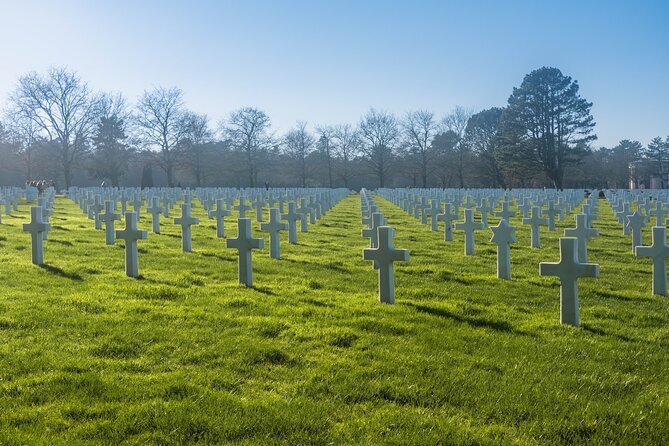 Normandy Guided E-bike tour to Omaha Beach / private tour - Omaha Beach, a brief and emotional stop