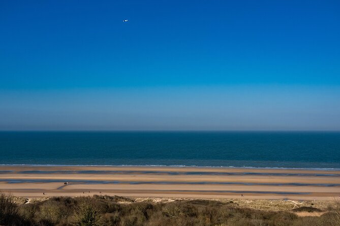 Normandy Guided E-bike tour to Omaha Beach / private tour - One quiet hour at the American Cemetery