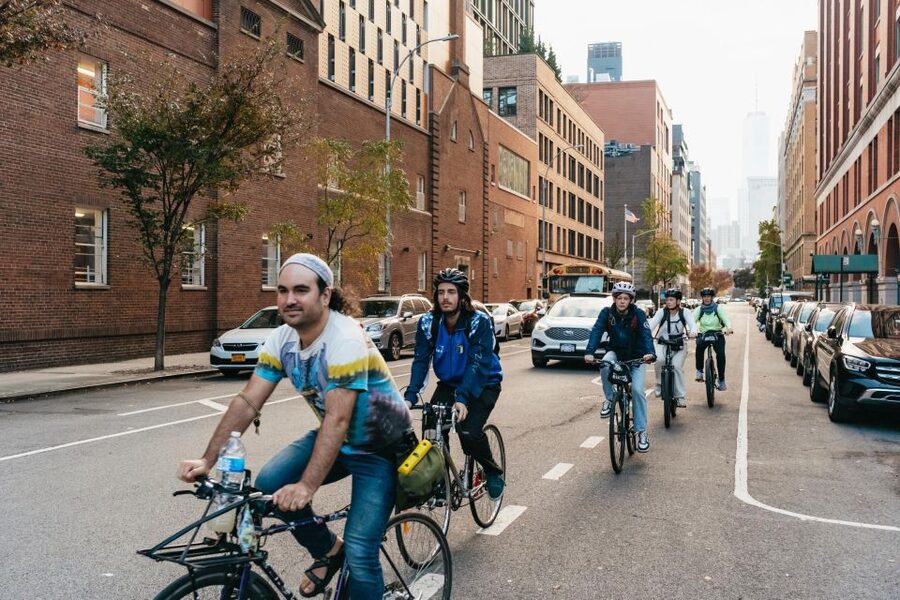 NYC: Radical and Weird History Bike Tour of Manhattan - Key points to know before you pedal off