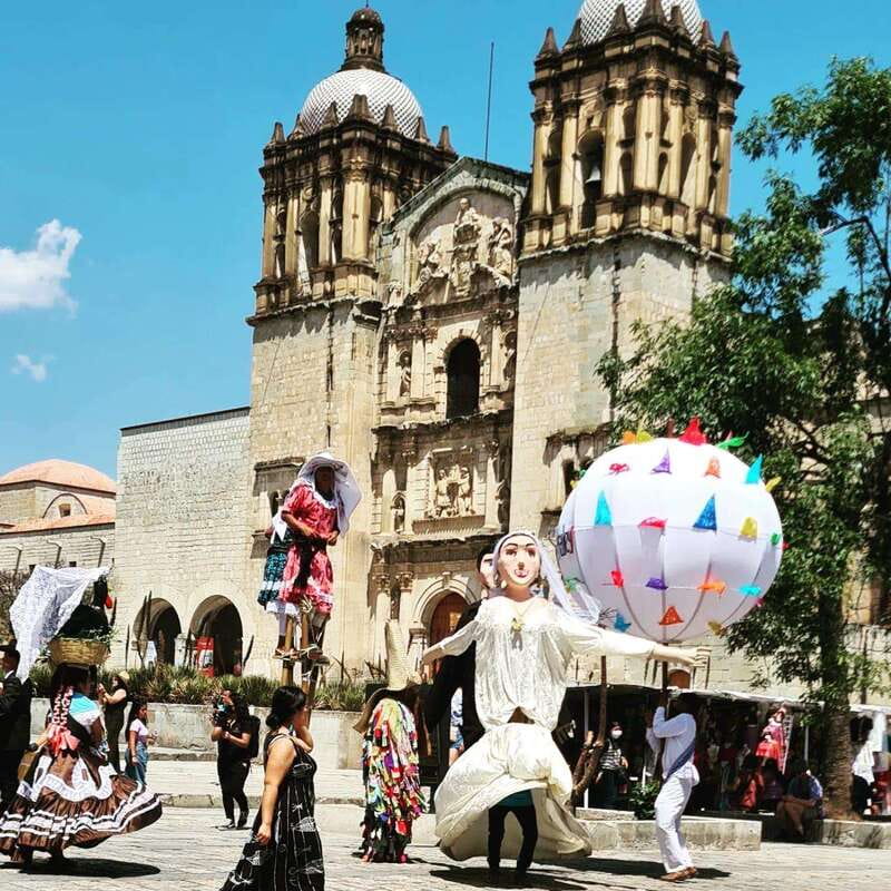 Oaxaca City: Bike Tour with Professional Guide+Art workshop - Santo Domingo near the end of the ride