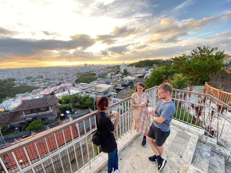 Okinawa: Afternoon Cycling Tour with Local Guide - Shuri Castle Park and the route back