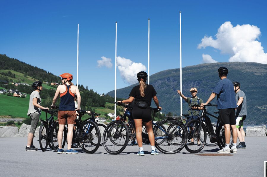 Olden: Guided e-bike tour - Timing, flexibility, and the real value