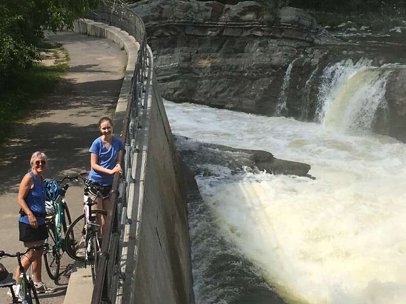 Ottawa 200th Anniversary Guided Bike Tour - The Ottawa River gives you the wider view