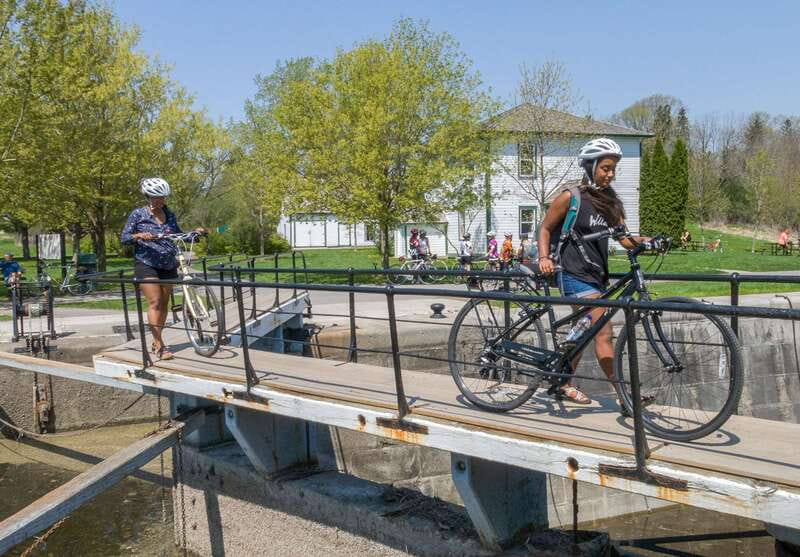 Ottawa: 4 or 8-Hour Bike Rental with Self-Guided Tour - A bike rental built around your own Ottawa day