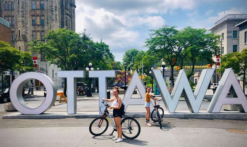 Ottawa: 4 or 8-Hour Bike Rental with Self-Guided Tour - Following safe paths through Ottawa and Gatineau