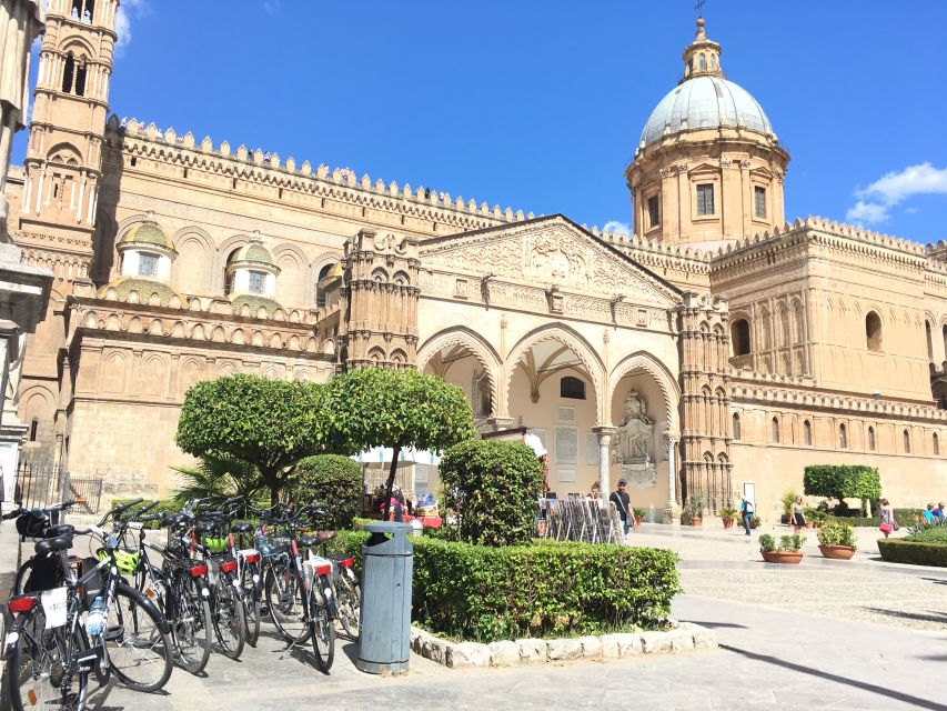 Palermo: Historic Center Guided Bike Tour with Food Tasting - Why a bike works so well in Palermo
