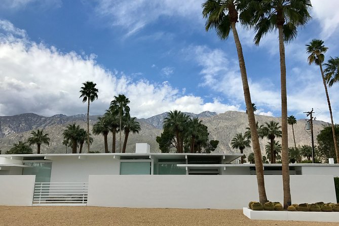 Palm Springs Modernism Architecture & History Bike Tour - Canyon View Estates and a movie location