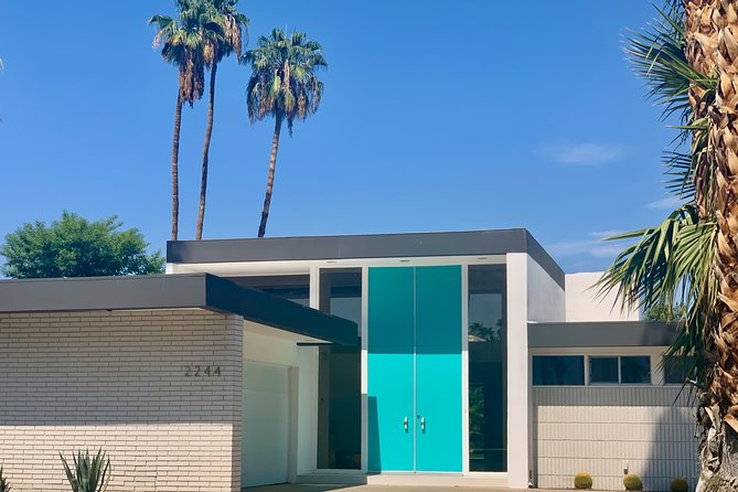 Palm Springs Modernism Architecture & History Bike Tour - What the guide adds to the ride