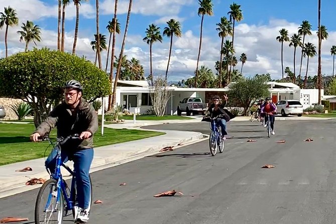 Palm Springs Modernism Architecture & History Bike Tour - Timing, weather, and physical comfort