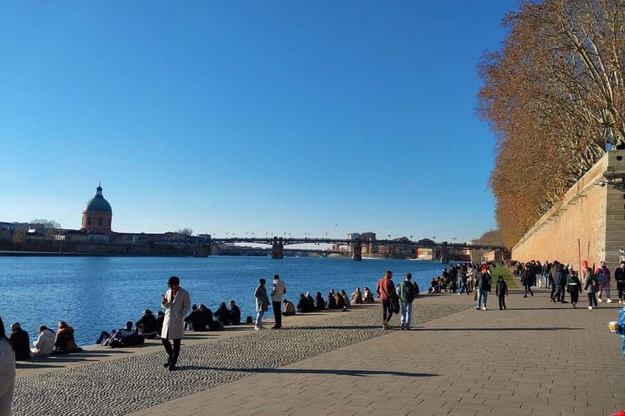 Panoramic Toulouse, e-bike ride, and cable car - Téléo gives you Toulouse from above
