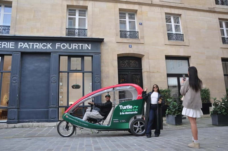 Paris: 2 hours Emily Tour in a Private Rickshaw bike - Pont Alexandre III and the route across Paris