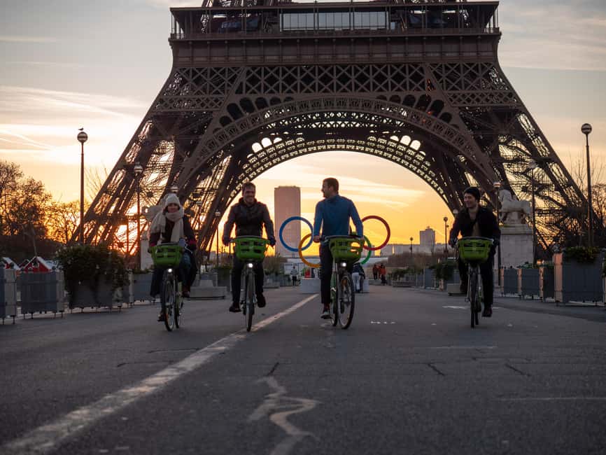 Paris before the crowds, bike tour & Breakfast - Meeting near Caveau de Montpensier