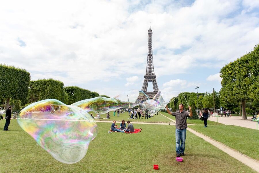 Paris Bike Tour: Eiffel Tower, Place de la Concorde & More - Weather, clothing, and the lunch question