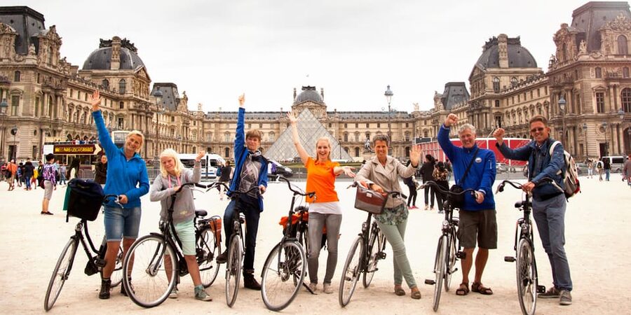 Paris: City Highlights Bike Tour - The Eiffel Tower and Musée d’Orsay