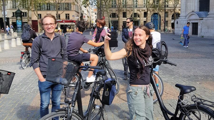 Paris: City Treasures Bike Tour - From the Seine islands to Notre Dame