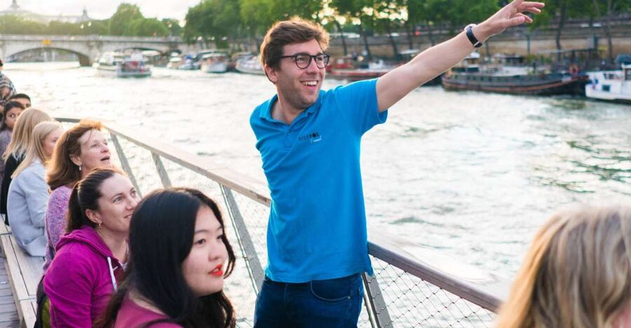 Paris: Evening Bike and Boat Tour - Key points to know