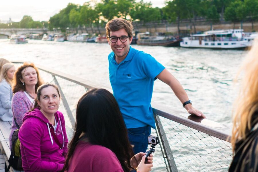 Paris: Evening Bike and Boat Tour - Along the Seine toward Pont Alexandre III