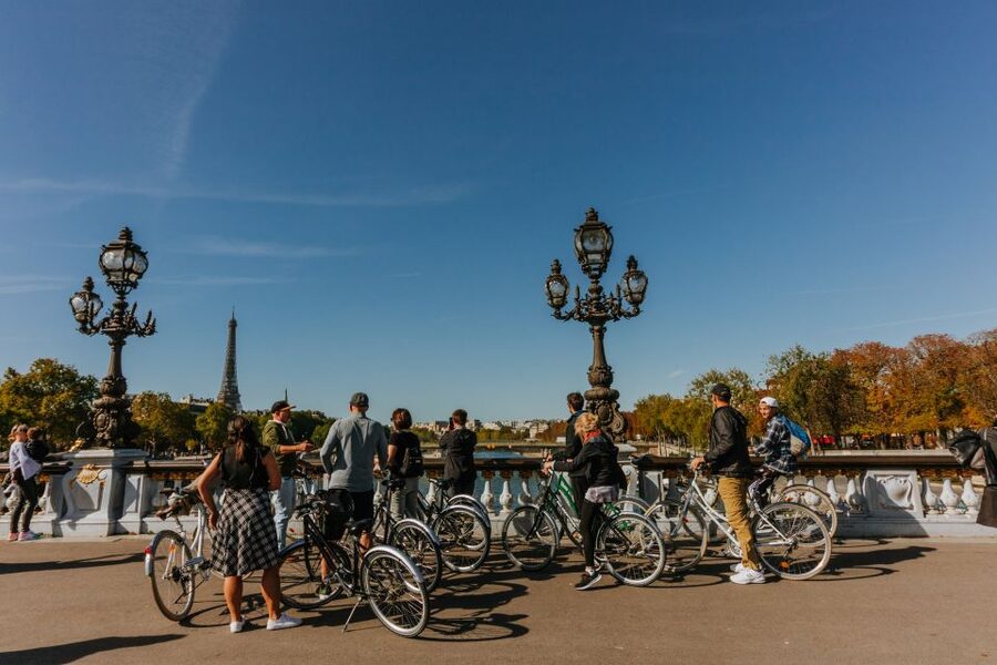 Paris: Famous Monuments Cycling Tour - Key points to know before you book