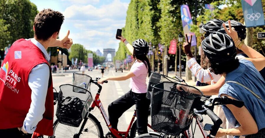 Paris Guided Bike Tour - Why Paris works so well from a bicycle