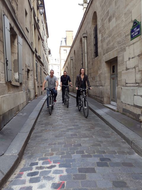 Paris: Guided Bike Tour Like a Local - Key points at a glance