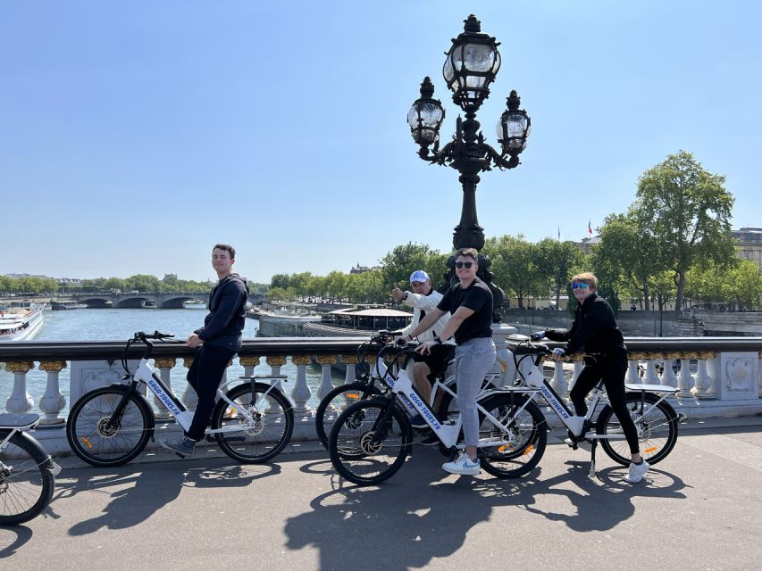 Paris: Guided Private E-bike Sightseeing Tour - What the $100 price means