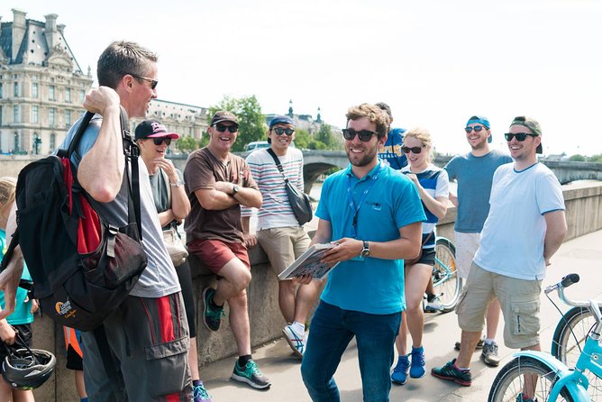 Paris Highlights Bike Tour: Eiffel Tower, Louvre and Notre-Dame - Place de la Concorde, Grand Palais, and the Champs-Élysées