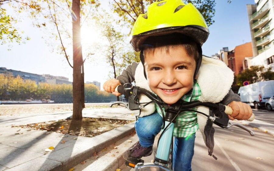 Paris: Kids Bike Tour - Starting at Meyerbeer Opéra