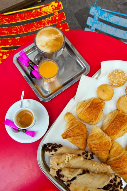 Paris Marais Bike Tour with Cheese & Sweet Tastings - Notre-Dame without turning the tour into a cathedral visit