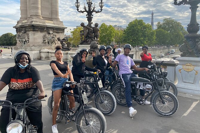 Paris Sightseeing Family Friendly Guided Electric Bike Tour - Trocadéro, the Liberty Flame, and the grand palaces