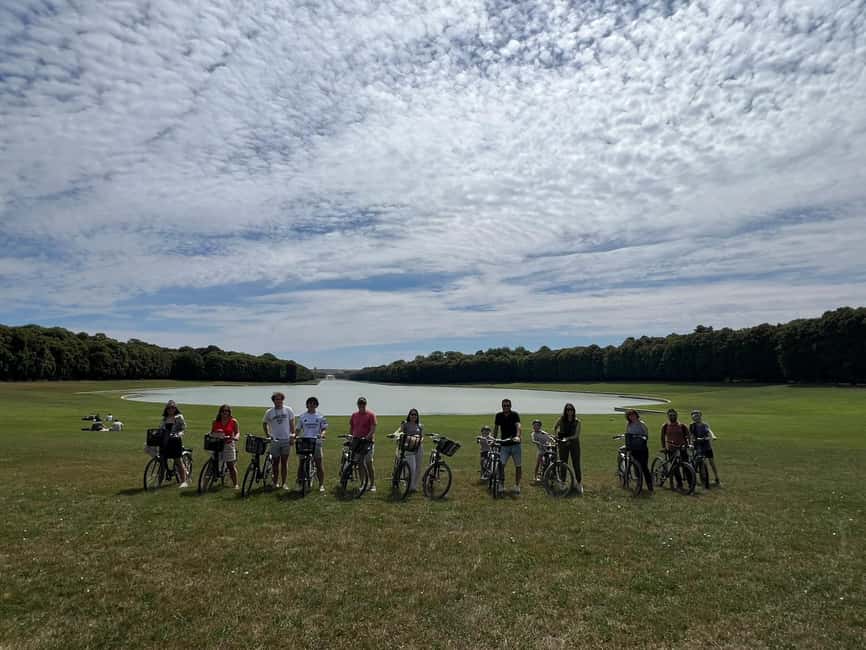Paris: Versailles Golf Cart & Bike Tour with Palace Entry - Cycling to the Trianon estate