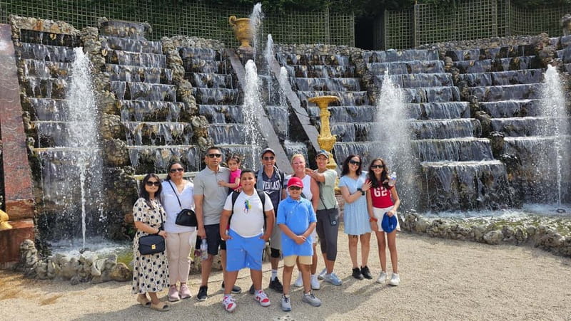 Paris: Versailles Golf Cart & Bike Tour with Palace Entry - A French picnic with Angelina