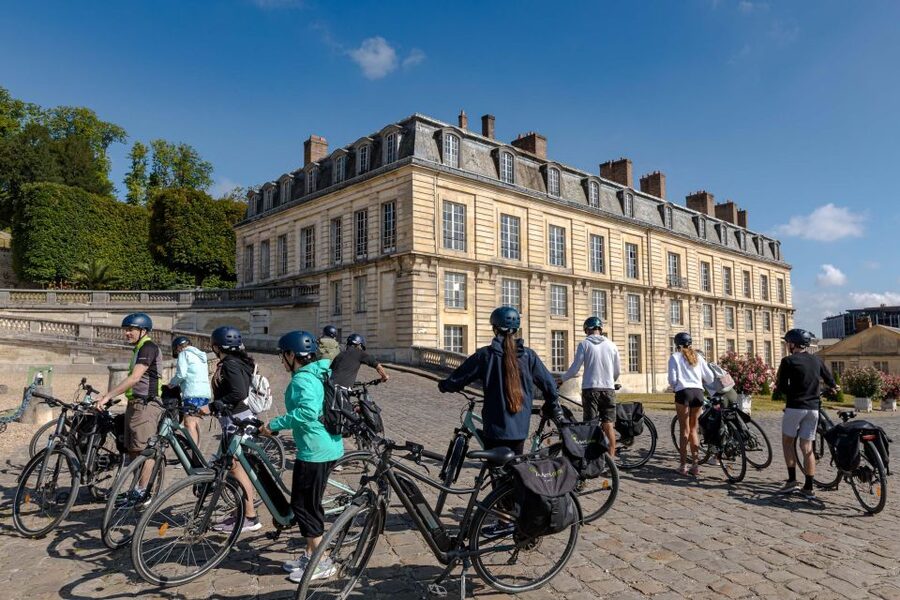 Paris: Versailles Palace and Queen Hamlet E-Bike Tour - Trianon and the Queen’s Hamlet
