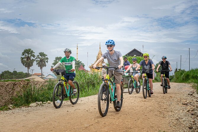 Phnom Penh Silk Island Bike Tour/ E-Bike or Tuk Tuk - Leaving Phnom Penh at 7:30 in the morning