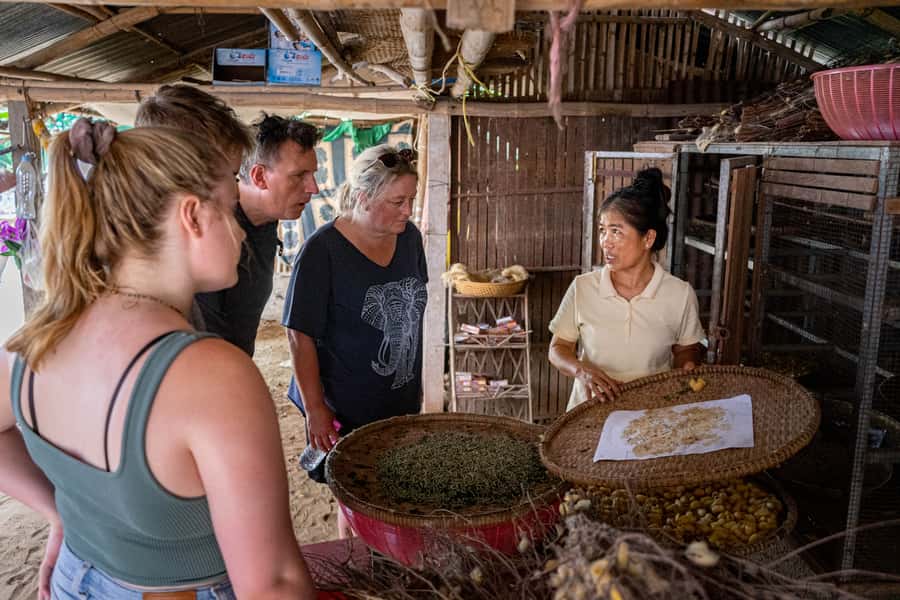 Phnom Penh: Silk Islands Half-Day Bike Tour - Who should book this Phnom Penh bike tour?