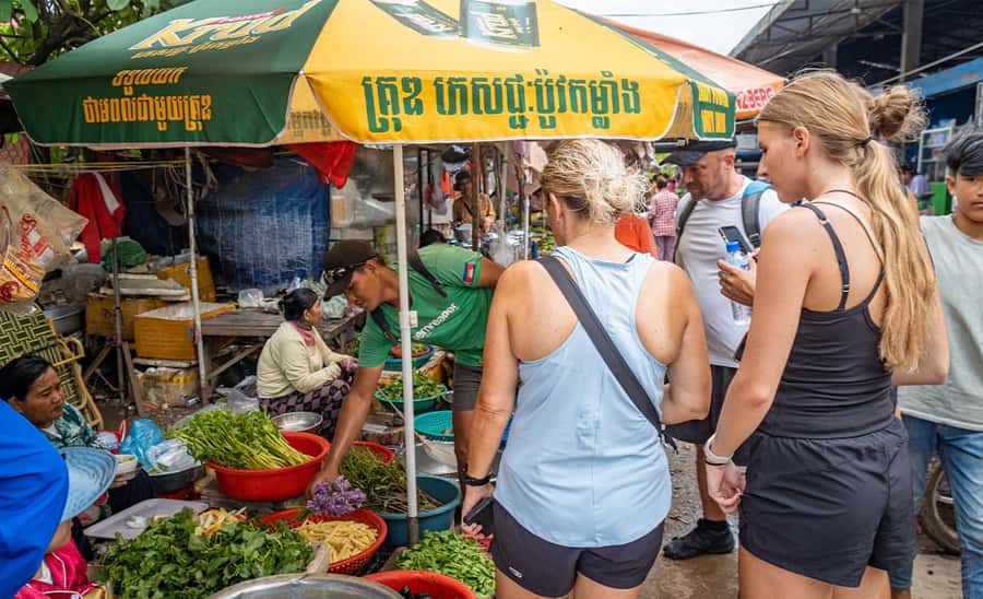 Phnom Penh: Silk Islands Half-Day Bike Tour - Riding through farms, orchards, and backroads