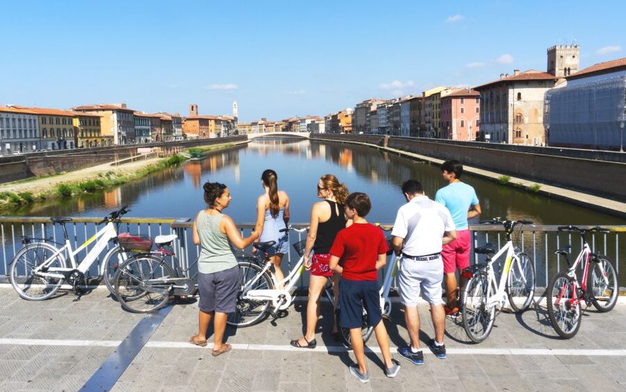 Pisa: Self-Guided Bike Tour to Lucca - From Pisa to the Serchio River